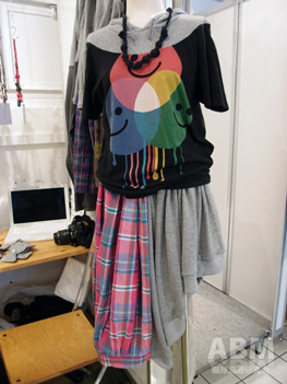 「Re couture2011」「TAKUMI YANAZAKI」