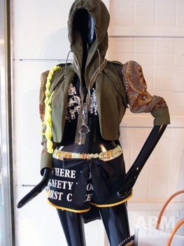 「Re couture2011」「MEGumi miura」