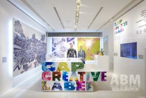 Gapフラッグシップ原宿のアート展示会場