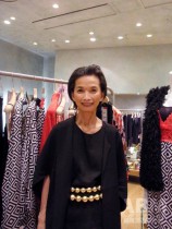 Josie Natori 氏