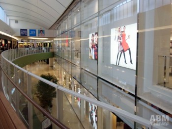 メゾネットで出店する「H&M」