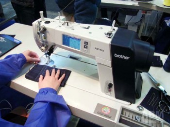ブラザー工業。 本縫いの良き定番モデル 「S−7300A」