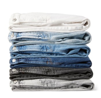 The Gap,Inc.の2026年1月期は増収、微増益に （画像は決算資料から抜粋）