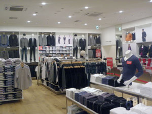 ユニクロ心斎橋店 店内