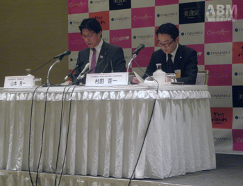 左・山本良一社長、右・村田壮一店長