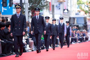 東急電鉄新制服