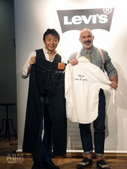 リーバイ・ストラウス　ジャパン 代表取締役社長　齋藤　貴氏（左）と、 グローバル　バイス　プレジデント、 グローバル　クリエイティブ　デザインの レン・ペルティエ氏