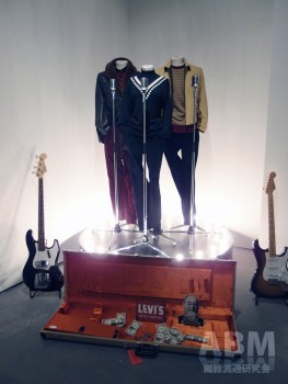 1960年代当時の若者たちが音楽から 自分たちのスタイルを確立していった 当時を賞賛したコレクション