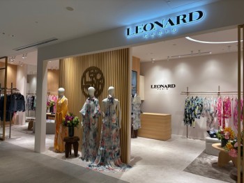 3階レディスの「LEONARD PARIS」