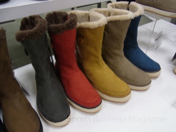 好調なフットウエア