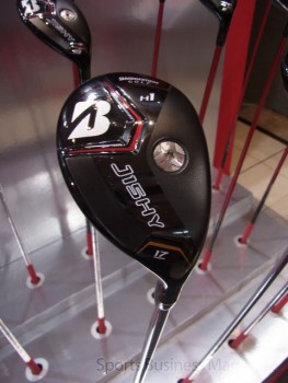 「BRIDGESTONE GOLF」。 ハイブリッドの「J15HY」