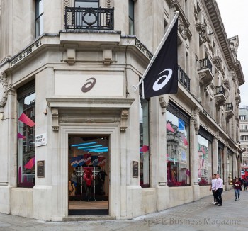 旗艦店「ASICS REGENT STREET FLAGSHIP」 の外観