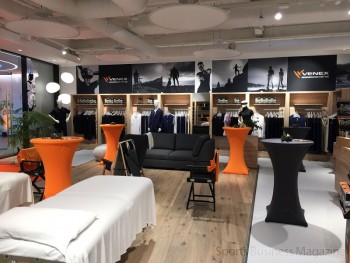 「ベネクス」欧州1号店。 物販のほか、施術サービスも提供する