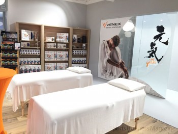 施術スペース。 日本発を意識したデザインを採用