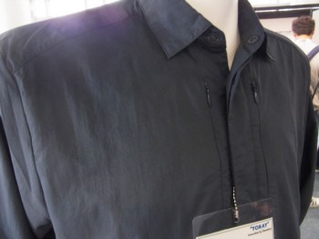 衣服内の蒸れを軽減する 「モイストプラス®」