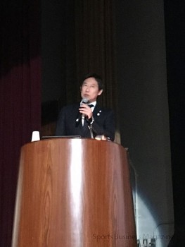 基調講演を行う 鈴木大地スポーツ庁長官