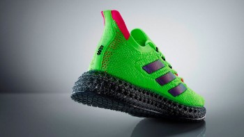 adidasの2021年12月期 第2四半期は増収、黒字を確保した （画像は説明資料から抜粋）