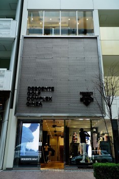 ゴルフブランド集積した旗艦店 「DESCENTE GOLF COMPLEX GINZA」