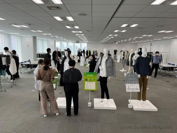 東レの機能素材展。 “快適性”を発揮する製品に関心が集まった