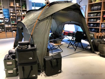 「THE NORTH FACE CAMP」では キャンプ用品のレンタルサービスも実施