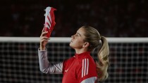 adidas AG、2025年12月期 第2四半期は増収増益を達成した （画像は説明資料から抜粋）