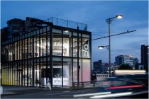 On Holding AGの2025年12月期は増収、営業段階で増益に （画像は決算資料から抜粋）