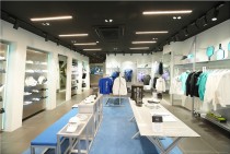 「ムーブスポーツ忠壮路店」(光州)