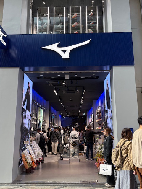 心斎橋地区2店舗目の直営路面店 「ミズノ 大阪心斎橋」