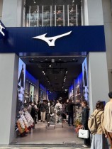 心斎橋地区2店舗目の直営路面店 「ミズノ 大阪心斎橋」
